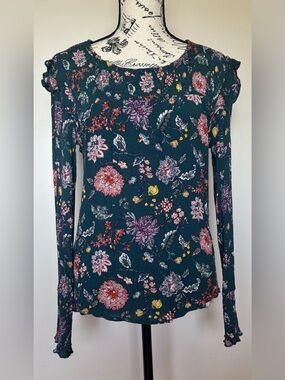 Grace & Lace top size Med